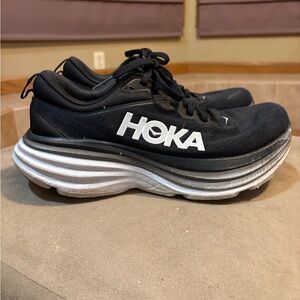 Hoka Bondi 8